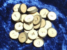 Maple Northumbrian Rune Set