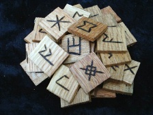 Oak Tile Northumbrian Rune Sets